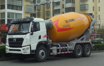 徐工12方水泥攪拌車