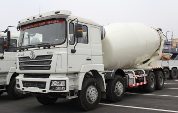 陜汽德龍16方水泥攪拌車(chē)