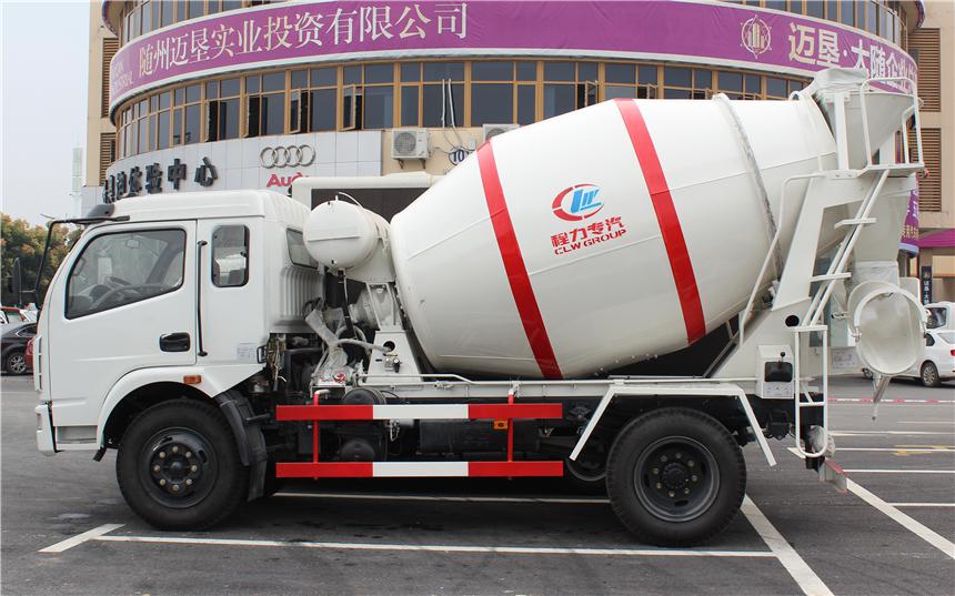 東風(fēng)3方混凝土攪拌車正側(cè)面圖片